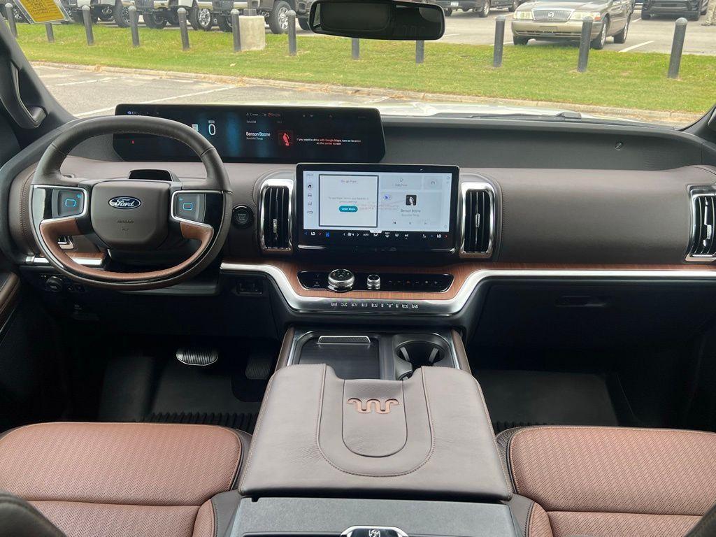 new 2025 Ford Expedition car, priced at $86,845