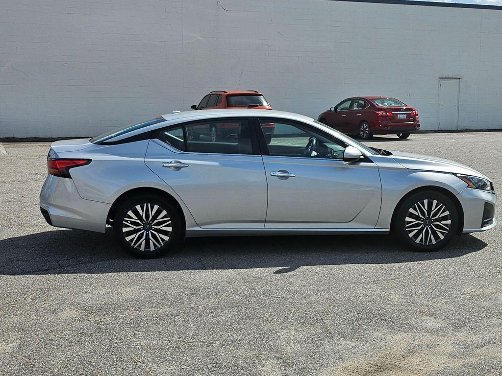 used 2023 Nissan Altima car, priced at $19,194