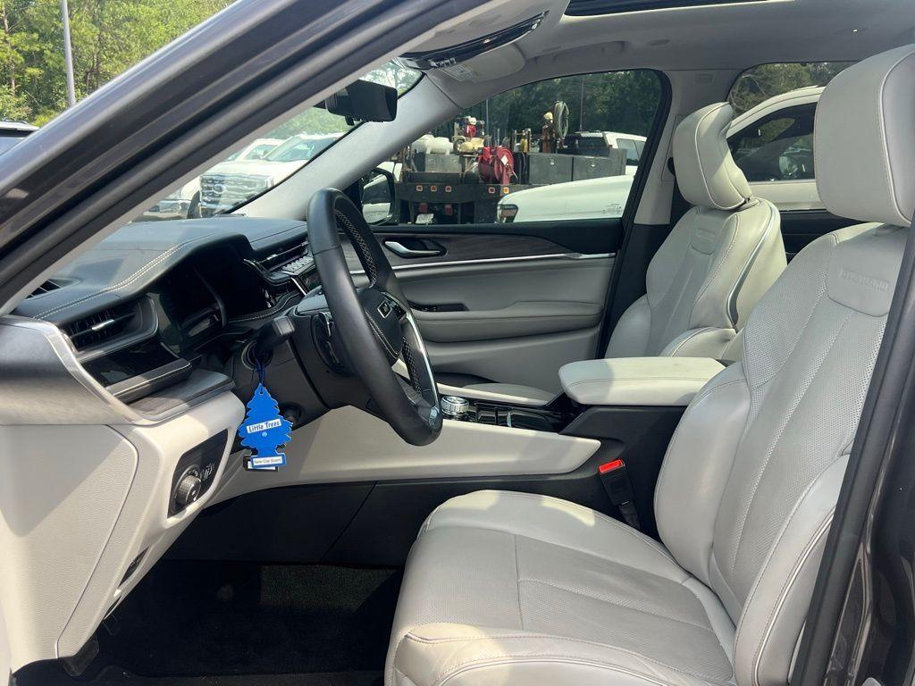 used 2022 Jeep Grand Cherokee L car, priced at $33,995