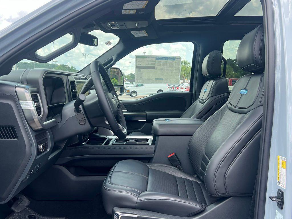 new 2025 Ford F-250 car, priced at $90,832