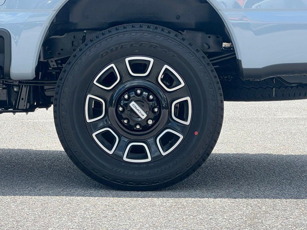 new 2025 Ford F-250 car, priced at $90,832