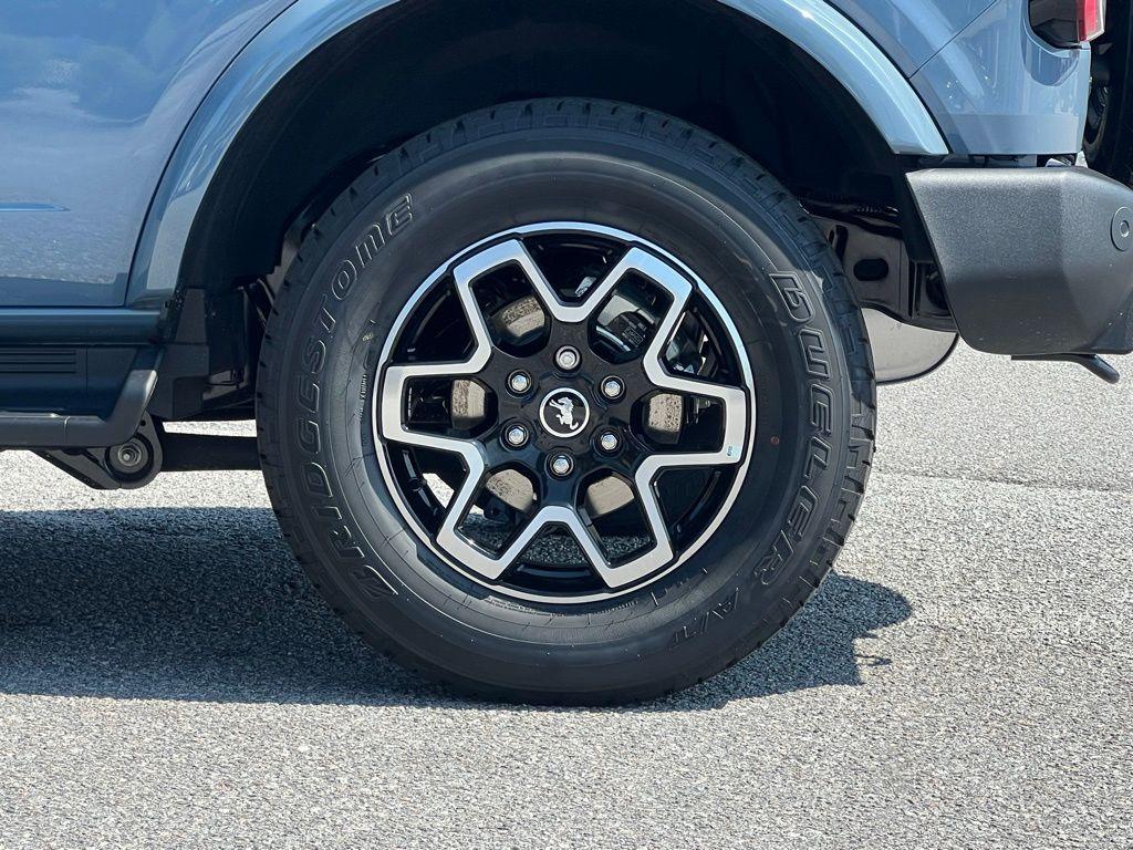 new 2025 Ford Bronco car, priced at $53,011