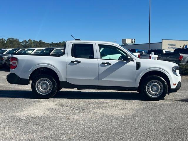 new 2025 Ford Maverick car, priced at $29,110