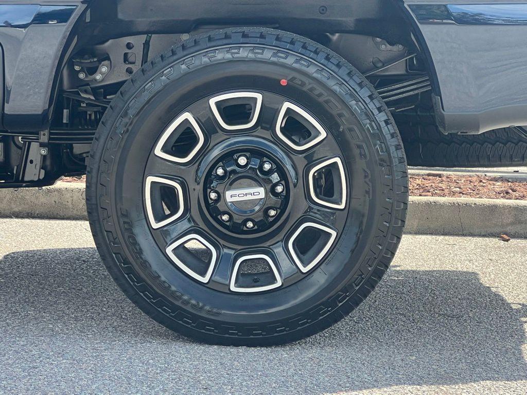 new 2025 Ford F-350 car, priced at $91,727
