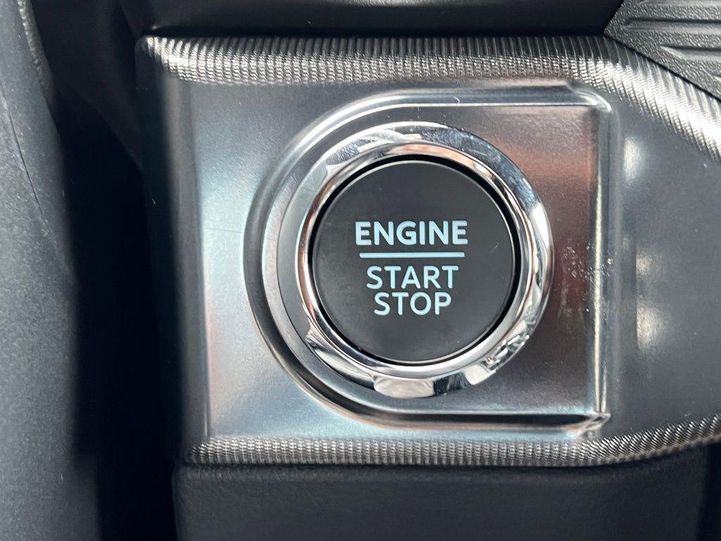 new 2025 Ford F-150 car, priced at $77,633