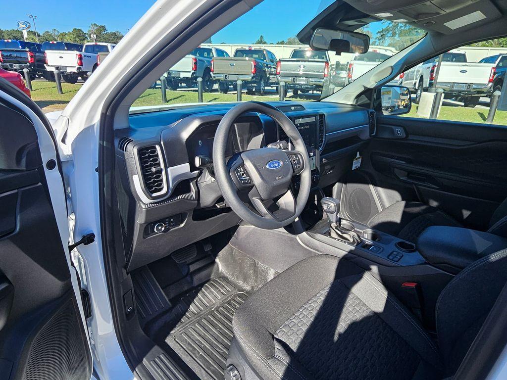 new 2025 Ford Ranger car, priced at $31,701