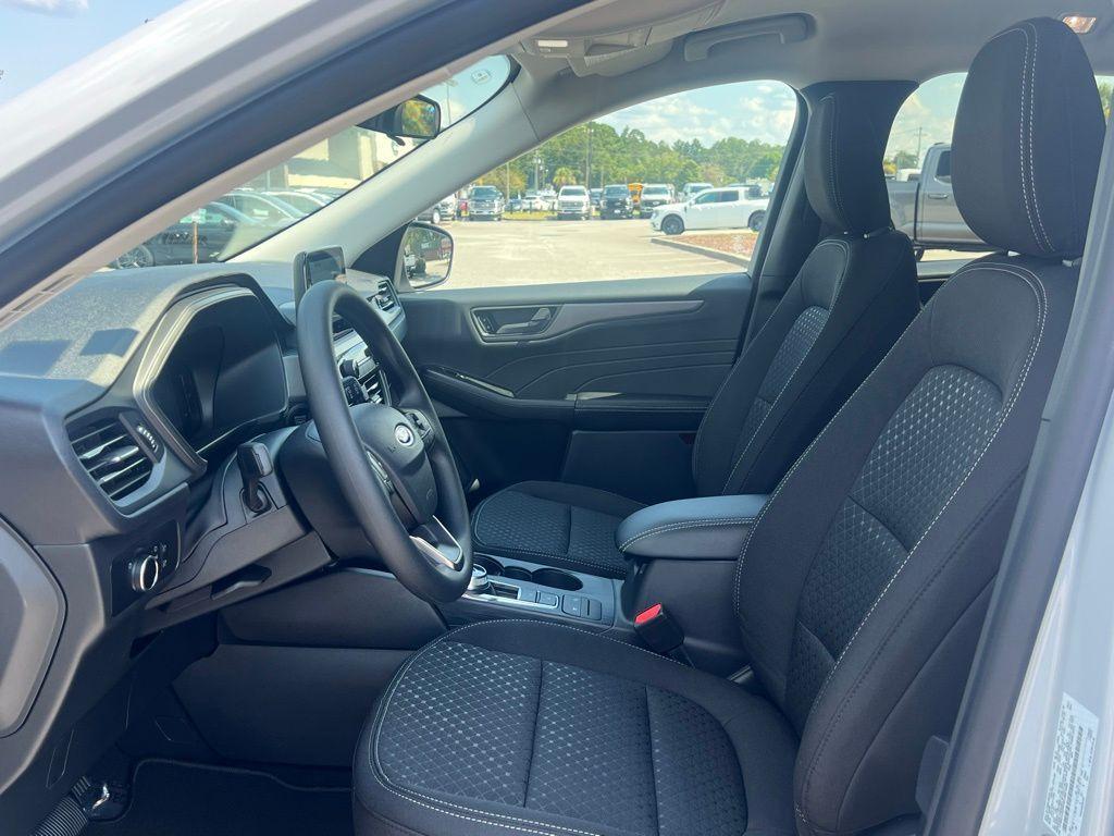 new 2025 Ford Escape car, priced at $25,441