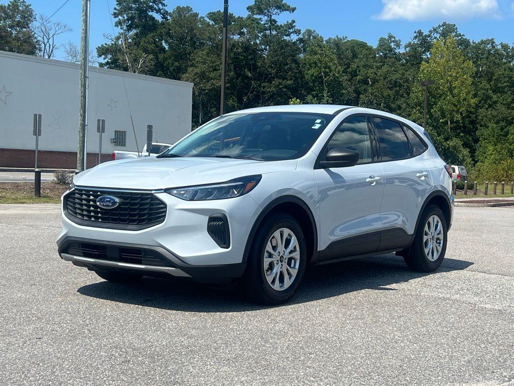 new 2025 Ford Escape car, priced at $25,441
