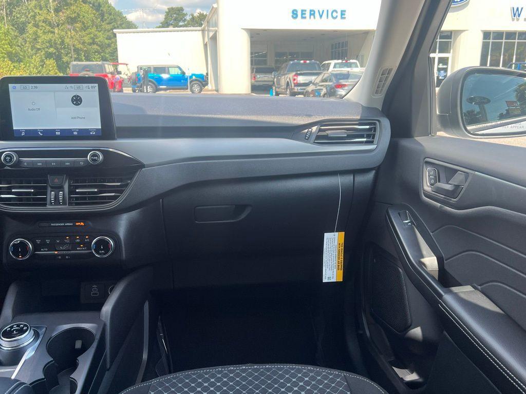 new 2025 Ford Escape car, priced at $25,441