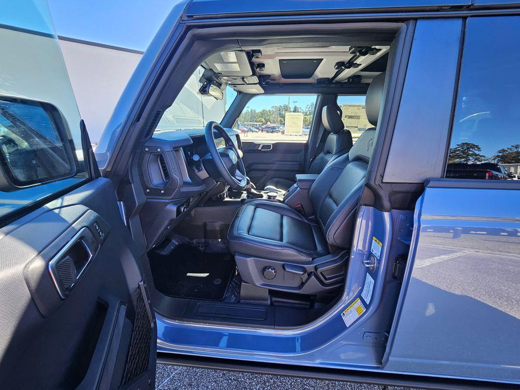 new 2025 Ford Bronco car, priced at $51,568