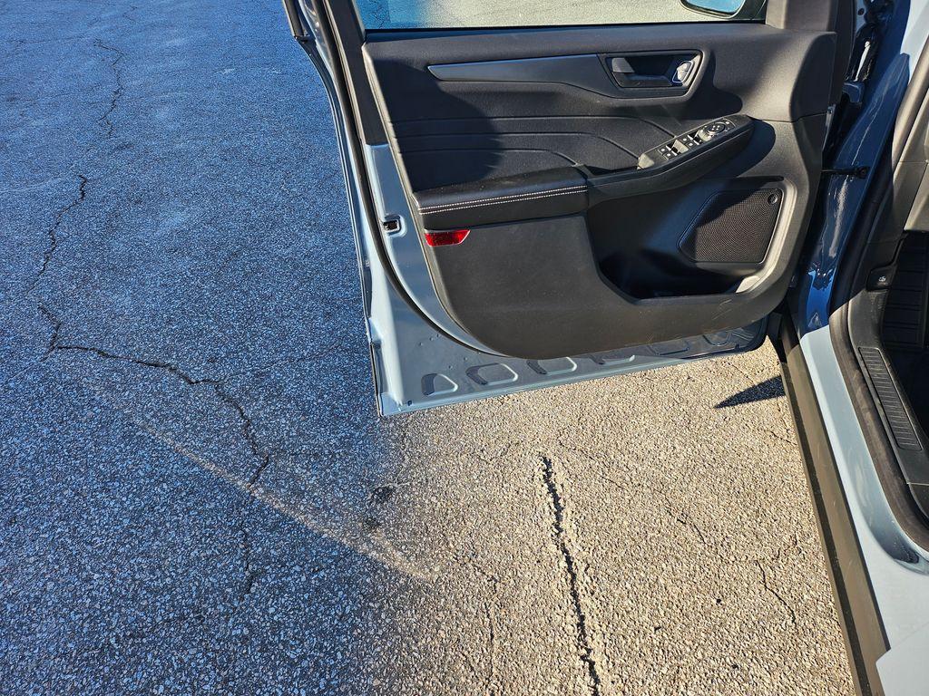 new 2026 Ford Escape car, priced at $32,353