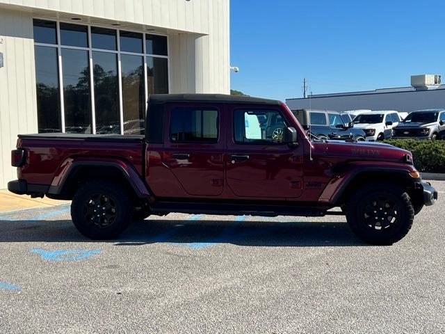 used 2021 Jeep Gladiator car, priced at $27,668