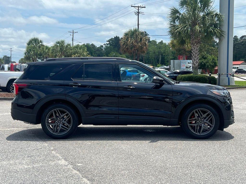 new 2025 Ford Explorer car, priced at $56,589