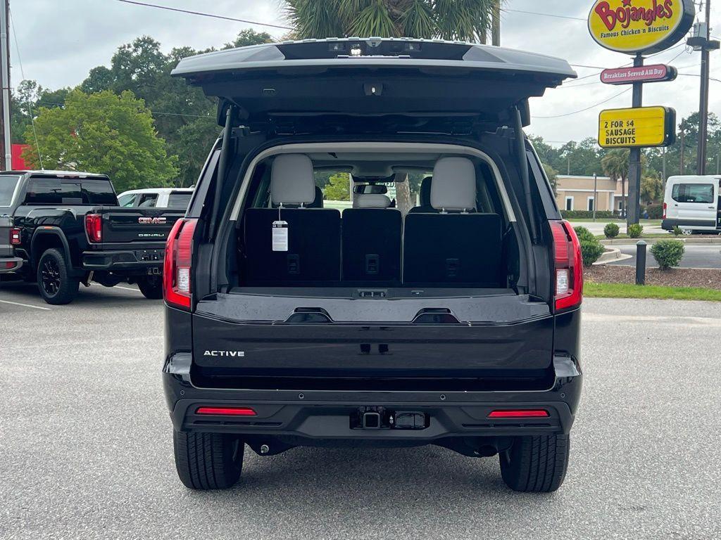 new 2025 Ford Expedition car, priced at $66,538