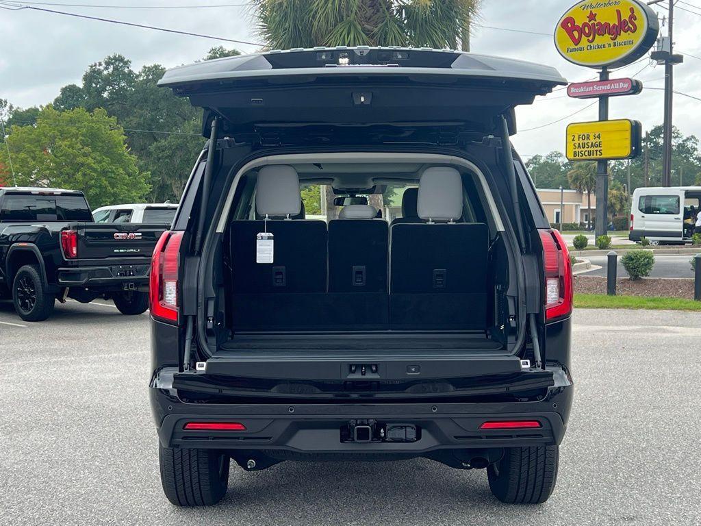 new 2025 Ford Expedition car, priced at $66,538