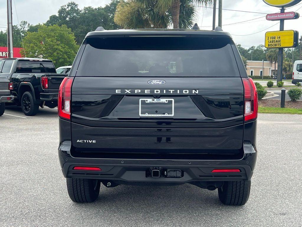 new 2025 Ford Expedition car, priced at $66,538
