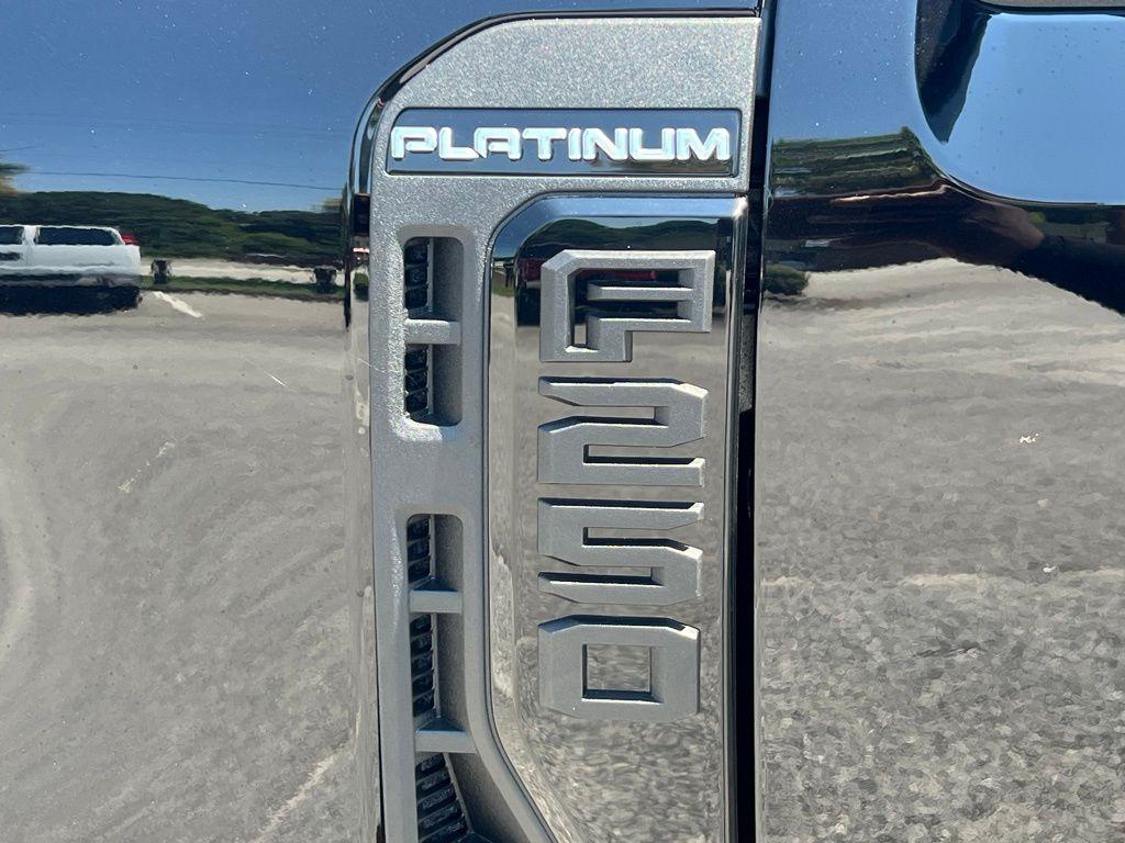 new 2025 Ford F-250 car, priced at $89,979