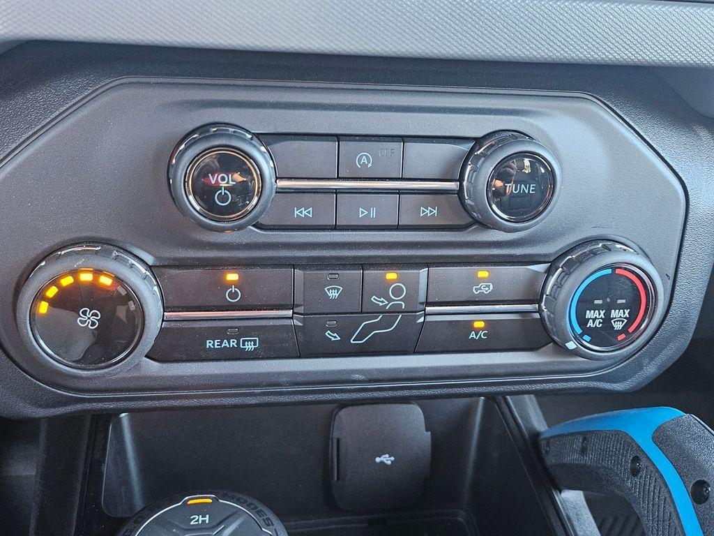 used 2024 Ford Bronco car, priced at $40,997