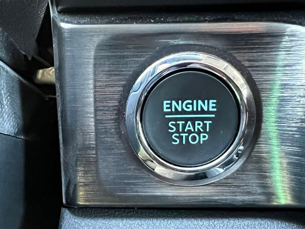 new 2025 Ford F-250 car, priced at $125,624