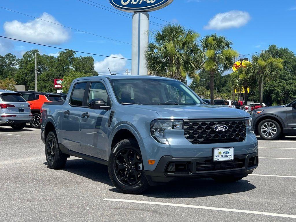 new 2025 Ford Maverick car, priced at $35,601