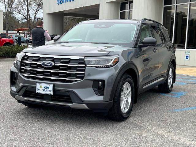 new 2025 Ford Explorer car, priced at $40,790