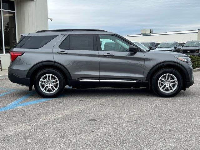 new 2025 Ford Explorer car, priced at $40,790