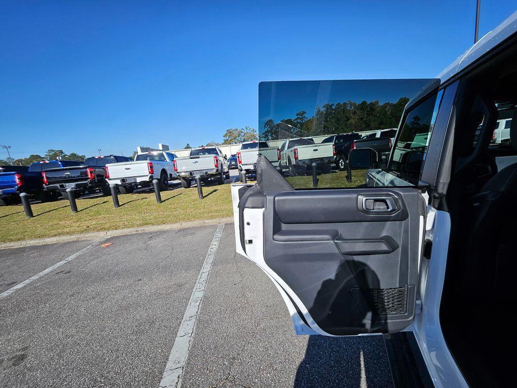 new 2025 Ford Bronco car, priced at $57,762