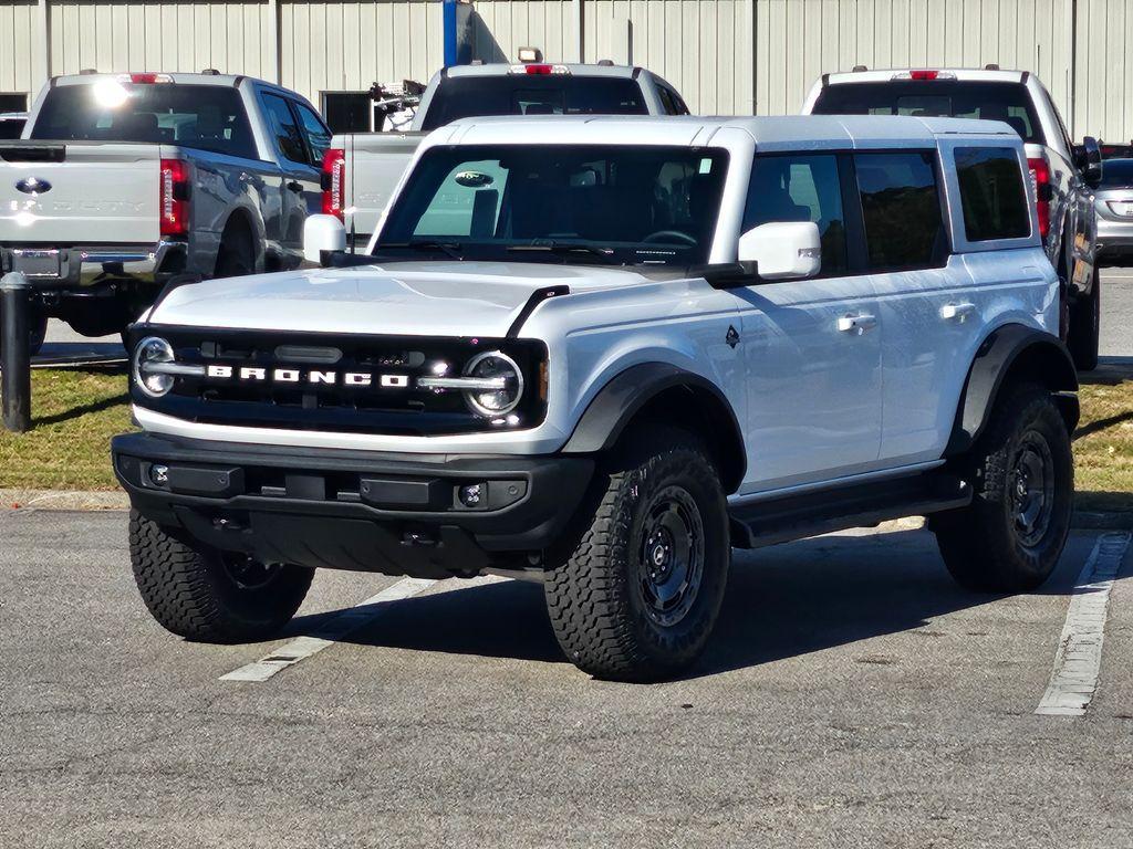 new 2025 Ford Bronco car, priced at $57,762