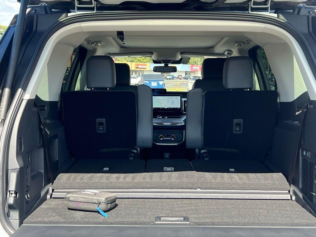 new 2025 Ford Expedition car, priced at $66,345