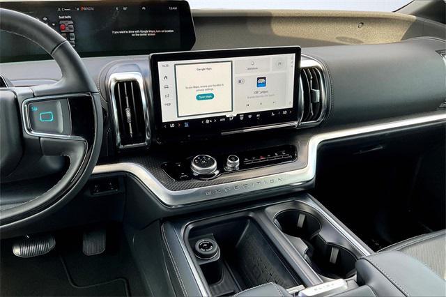 new 2025 Ford Expedition car, priced at $79,995
