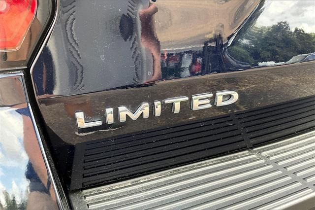 used 2021 Ford Expedition car