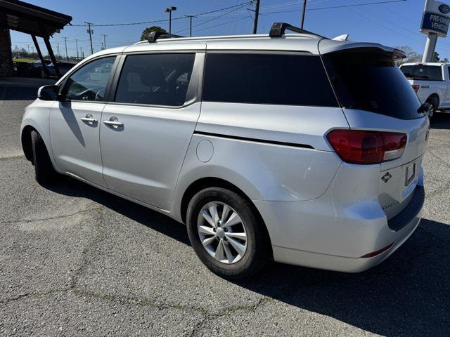 used 2016 Kia Sedona car