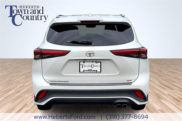 used 2023 Toyota Highlander car, priced at $38,758