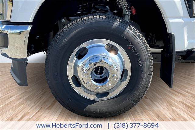 new 2025 Ford F-350 car, priced at $88,825