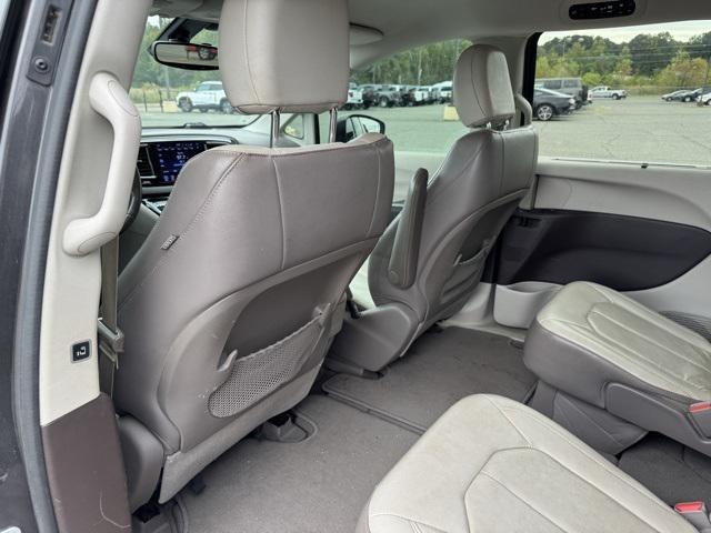 used 2017 Chrysler Pacifica car, priced at $11,847