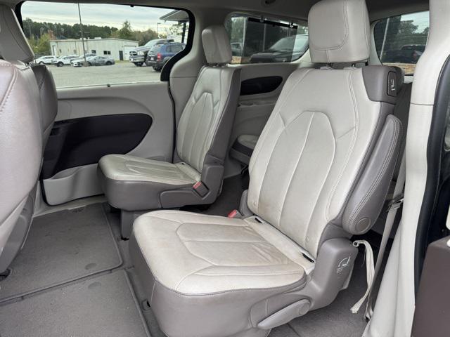 used 2017 Chrysler Pacifica car, priced at $11,847