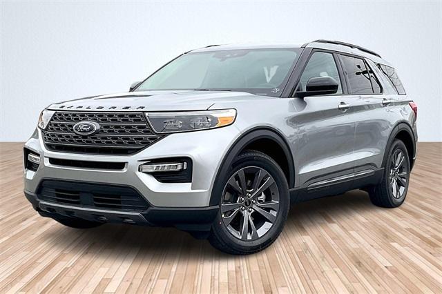 new 2024 Ford Explorer car, priced at $43,980