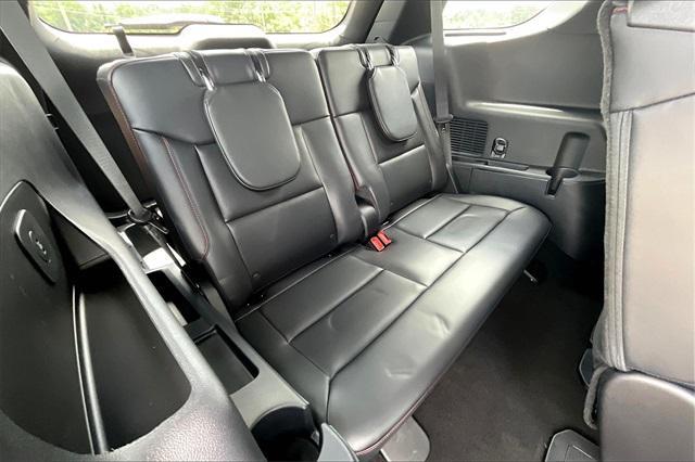new 2025 Ford Explorer car, priced at $44,167