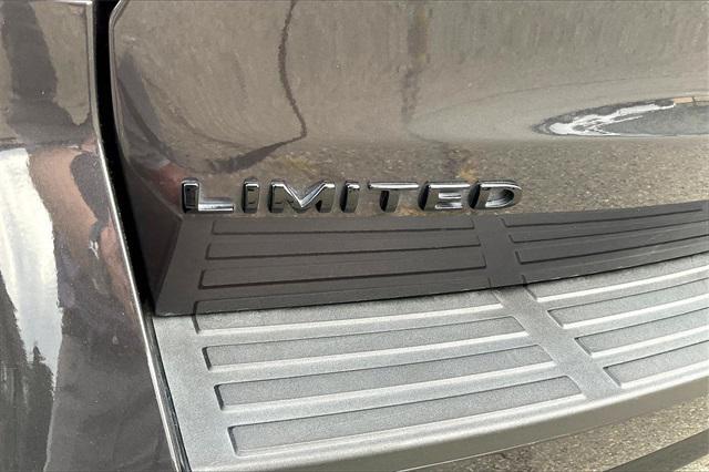 used 2024 Ford Expedition car, priced at $52,965