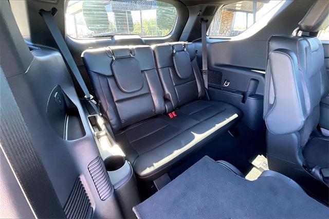 new 2025 Ford Explorer car, priced at $58,615