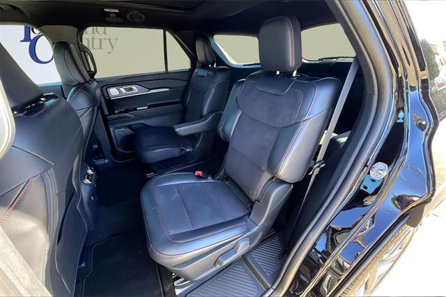 new 2025 Ford Explorer car, priced at $58,615