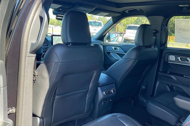new 2025 Ford Explorer car, priced at $58,615
