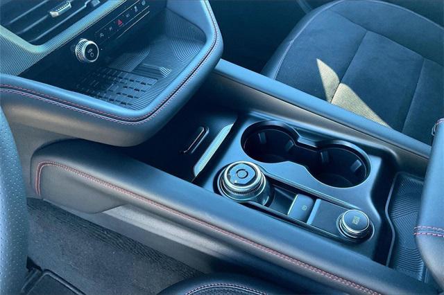 new 2025 Ford Explorer car, priced at $58,615