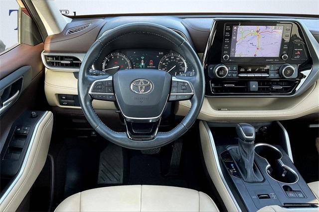 used 2021 Toyota Highlander car, priced at $33,980