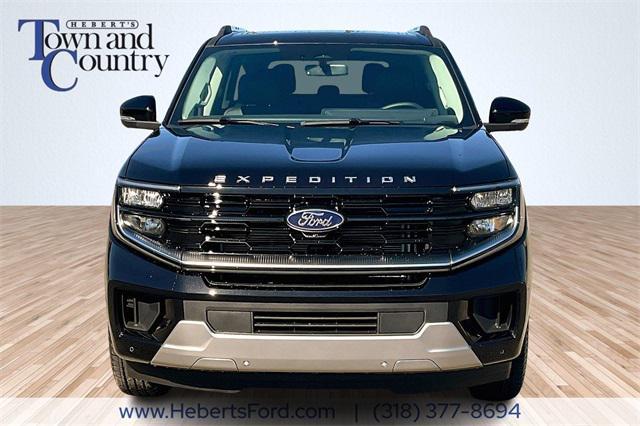 new 2025 Ford Expedition car, priced at $80,255
