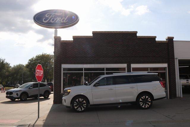 new 2025 Ford Expedition Max car, priced at $83,750
