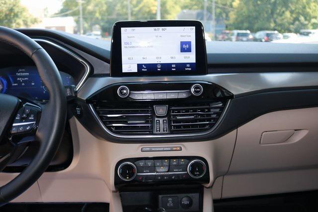 used 2022 Ford Escape car, priced at $27,995