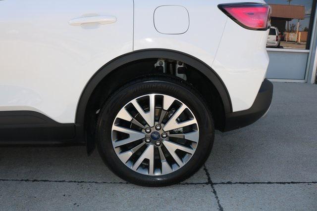 used 2022 Ford Escape car, priced at $27,995