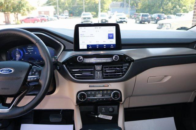 used 2022 Ford Escape car, priced at $27,995