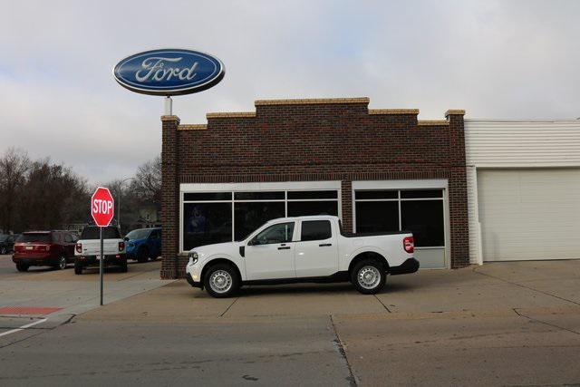 new 2025 Ford Maverick car, priced at $31,058